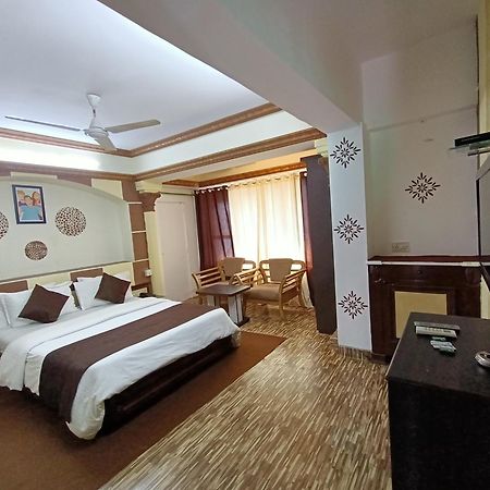 Kalpataru Hometel Bombay Esterno foto