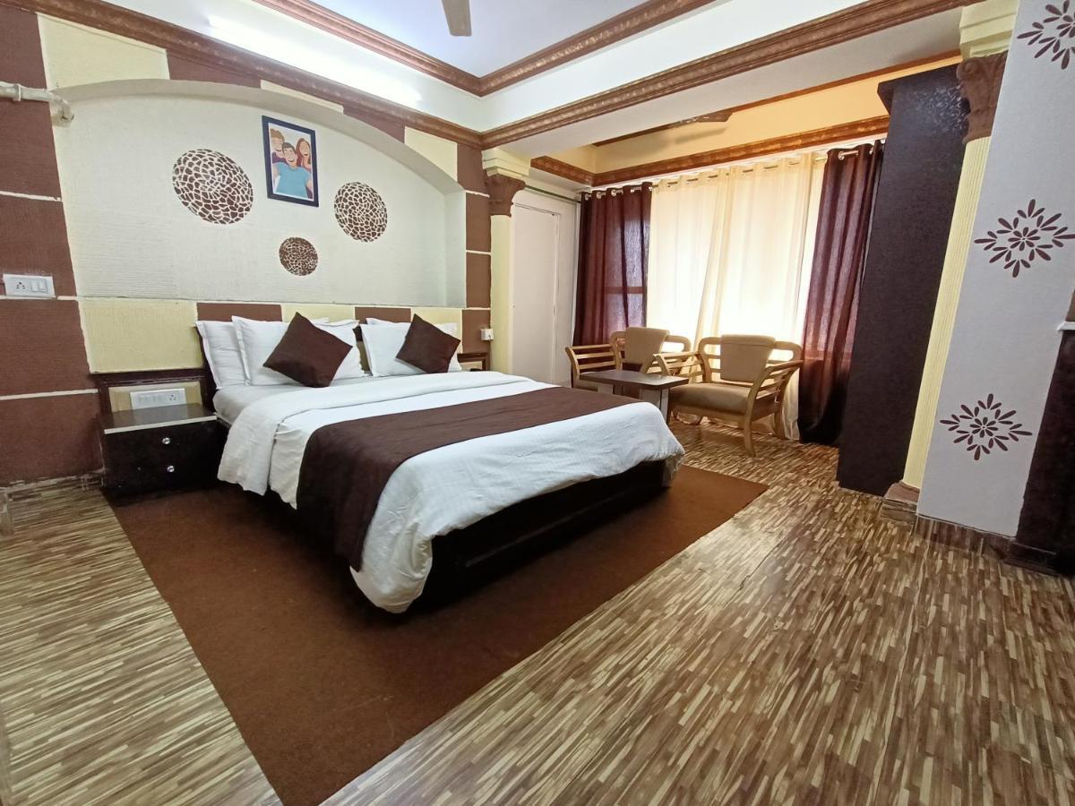 Kalpataru Hometel Bombay Esterno foto