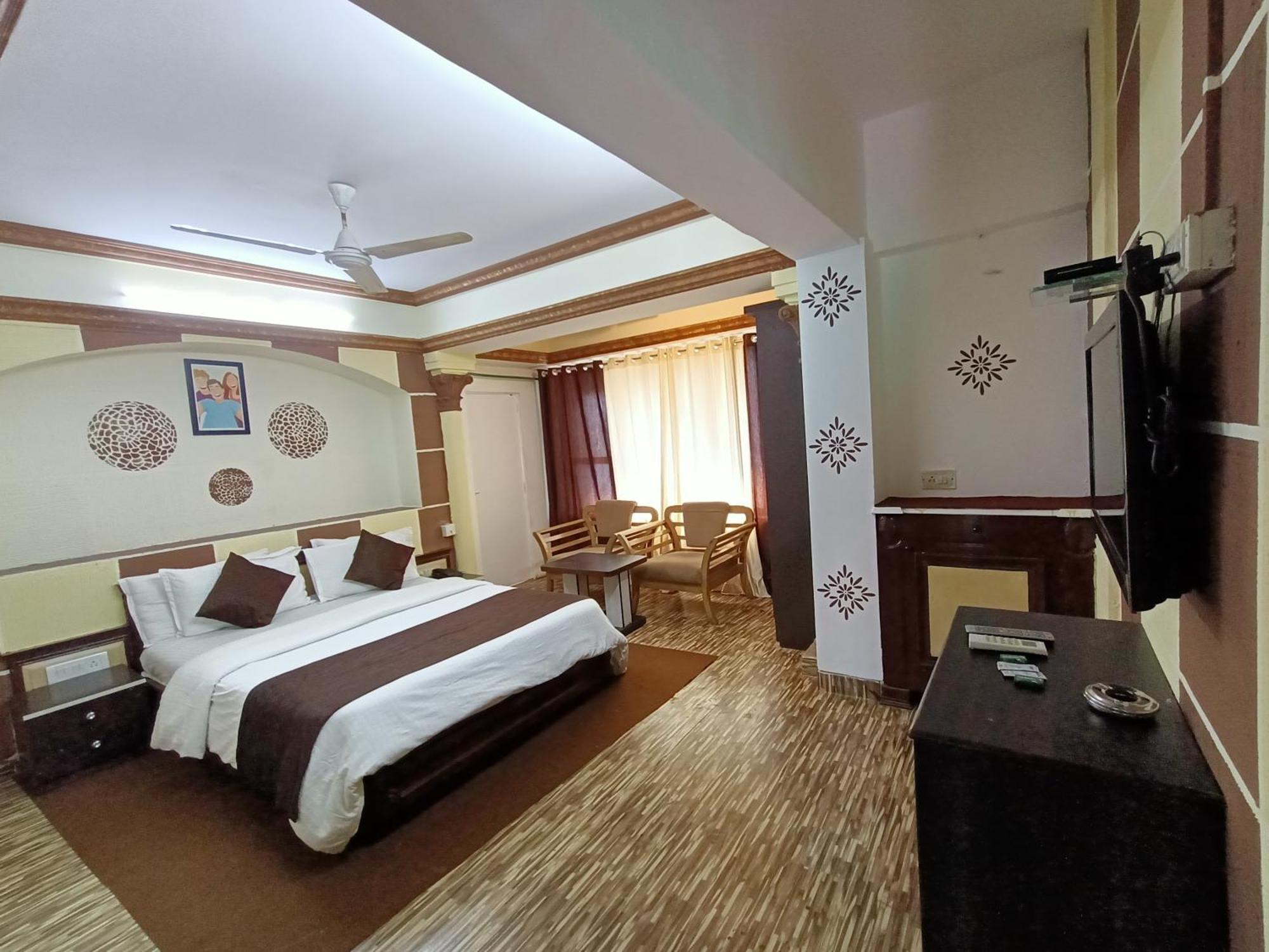 Kalpataru Hometel Bombay Esterno foto
