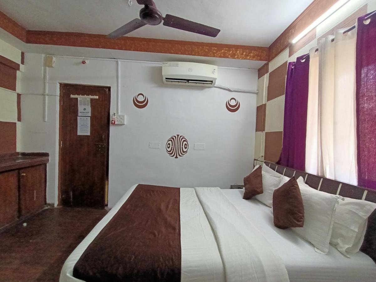 Kalpataru Hometel Bombay Esterno foto